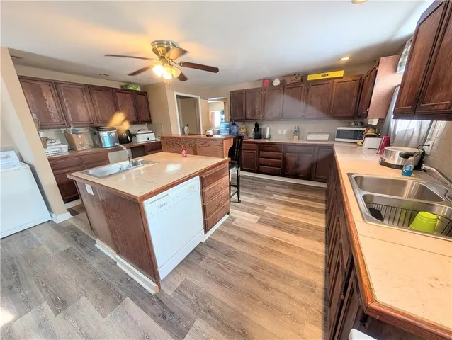 $135,000 | 410 South Chestnut Street, Iola, KS 66749