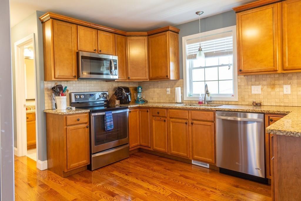 10 Bethany Road Monson, MA 01057 - Photo 4 of 31