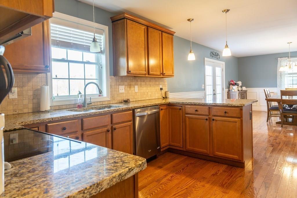 10 Bethany Road Monson, MA 01057 - Photo 5 of 31