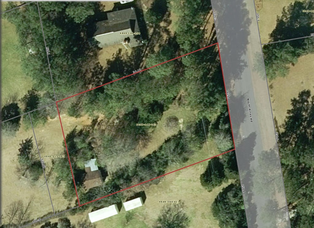 27 North Acres Road Greenwood, SC 29649 - Photo 4 of 4