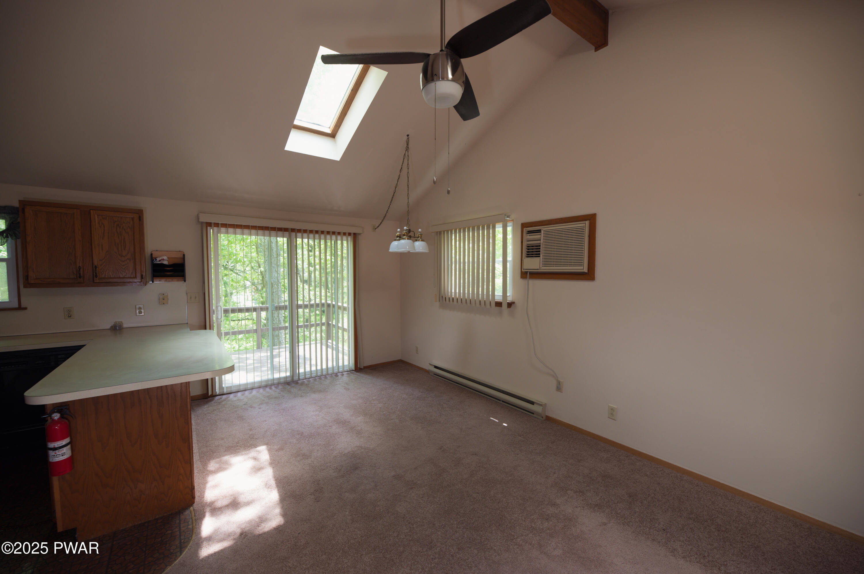 152 Mallard Lane Bushkill, PA 18324 - Photo 3 of 24