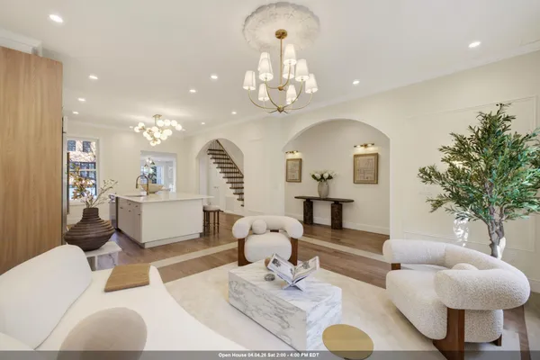 $2,850,000 | 168 Grand Street, Jersey City, NJ 07302