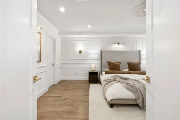 $2,850,000 | 168 Grand Street, Jersey City, NJ 07302