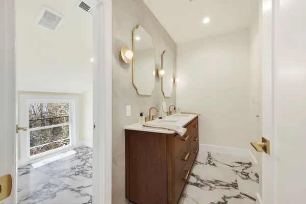 $2,850,000 | 168 Grand Street, Jersey City, NJ 07302