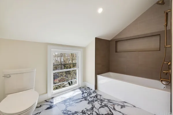 $2,850,000 | 168 Grand Street, Jersey City, NJ 07302