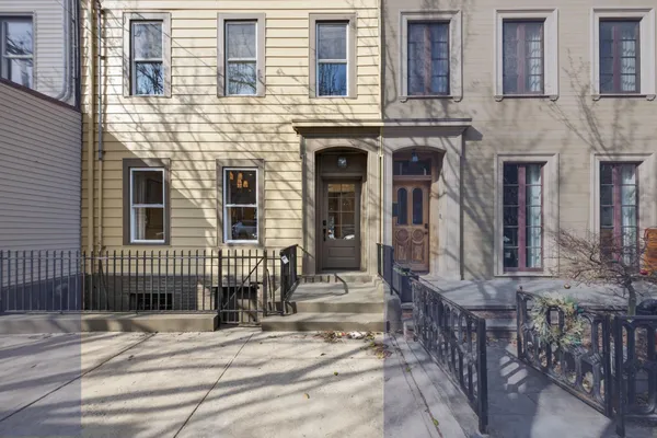 $2,850,000 | 168 Grand Street, Jersey City, NJ 07302