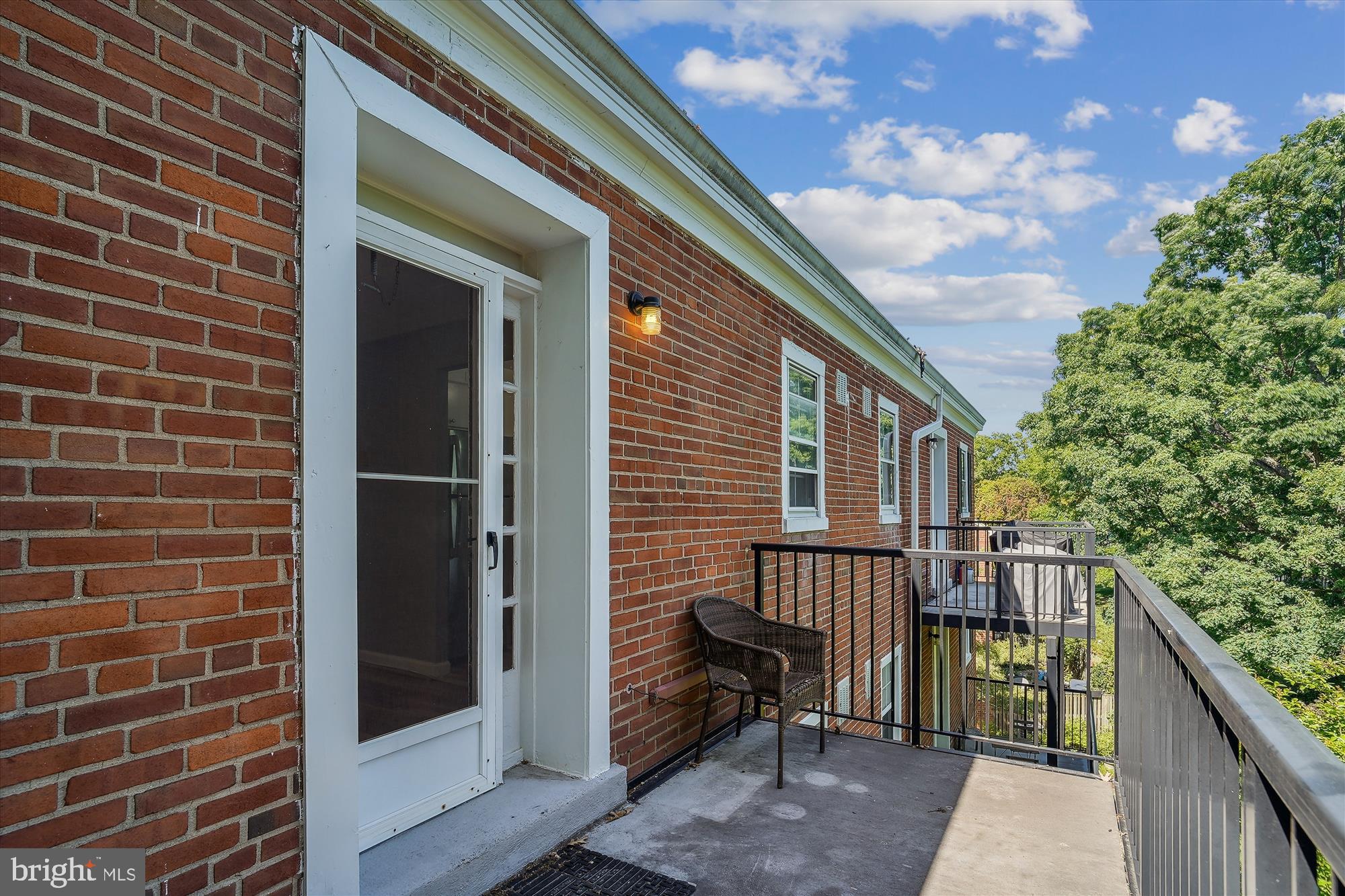 4860 28th Street South, Unit C2 Arlington, VA 22206 - Photo 9 of 34 Private balcony off Dining Room