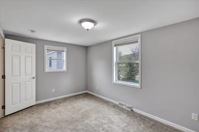 $274,900 | 126 O'Hear Court, Unit 126, Waterbury, VT 05676