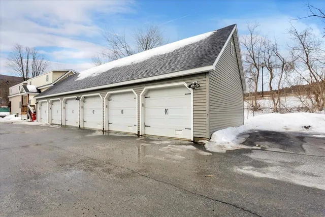 $274,900 | 126 O'Hear Court, Unit 126, Waterbury, VT 05676