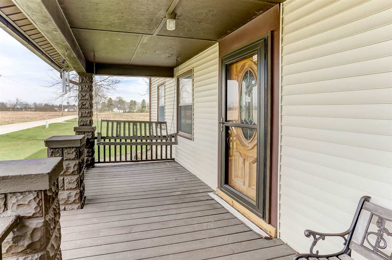 3915 Woods Road Fort Wayne, IN 46818 - Photo 2 of 30