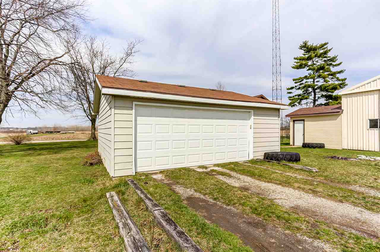 3915 Woods Road Fort Wayne, IN 46818 - Photo 28 of 30