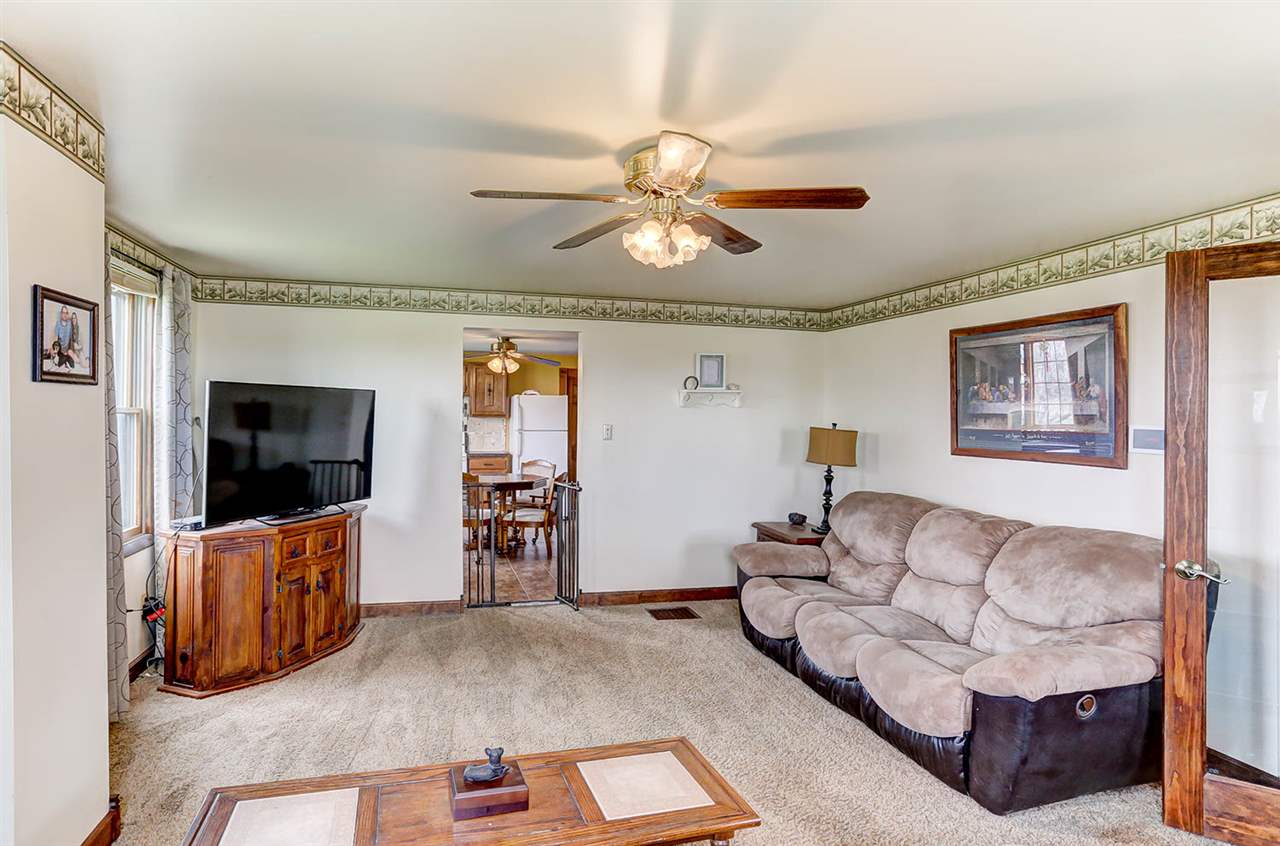3915 Woods Road Fort Wayne, IN 46818 - Photo 6 of 30