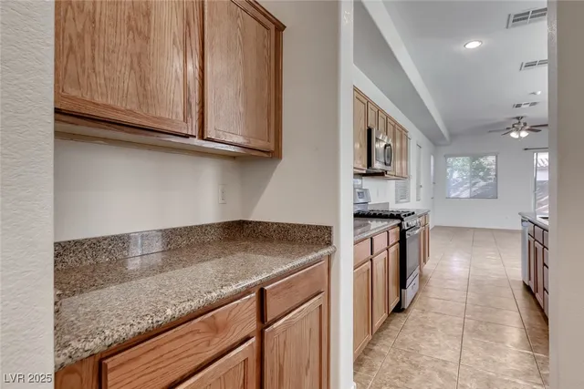 $2,800 | 6534 Ditmars Street, Las Vegas, NV 89166