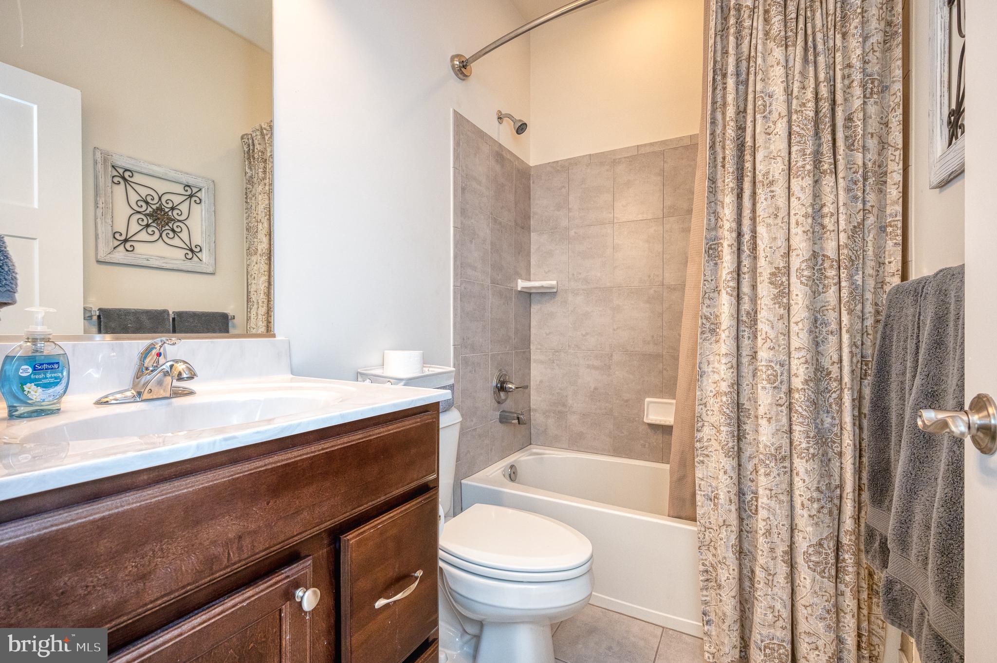 2838 Glen Isle Road Riva, MD 21140 - Photo 56 of 66 UPPER BATHROOM