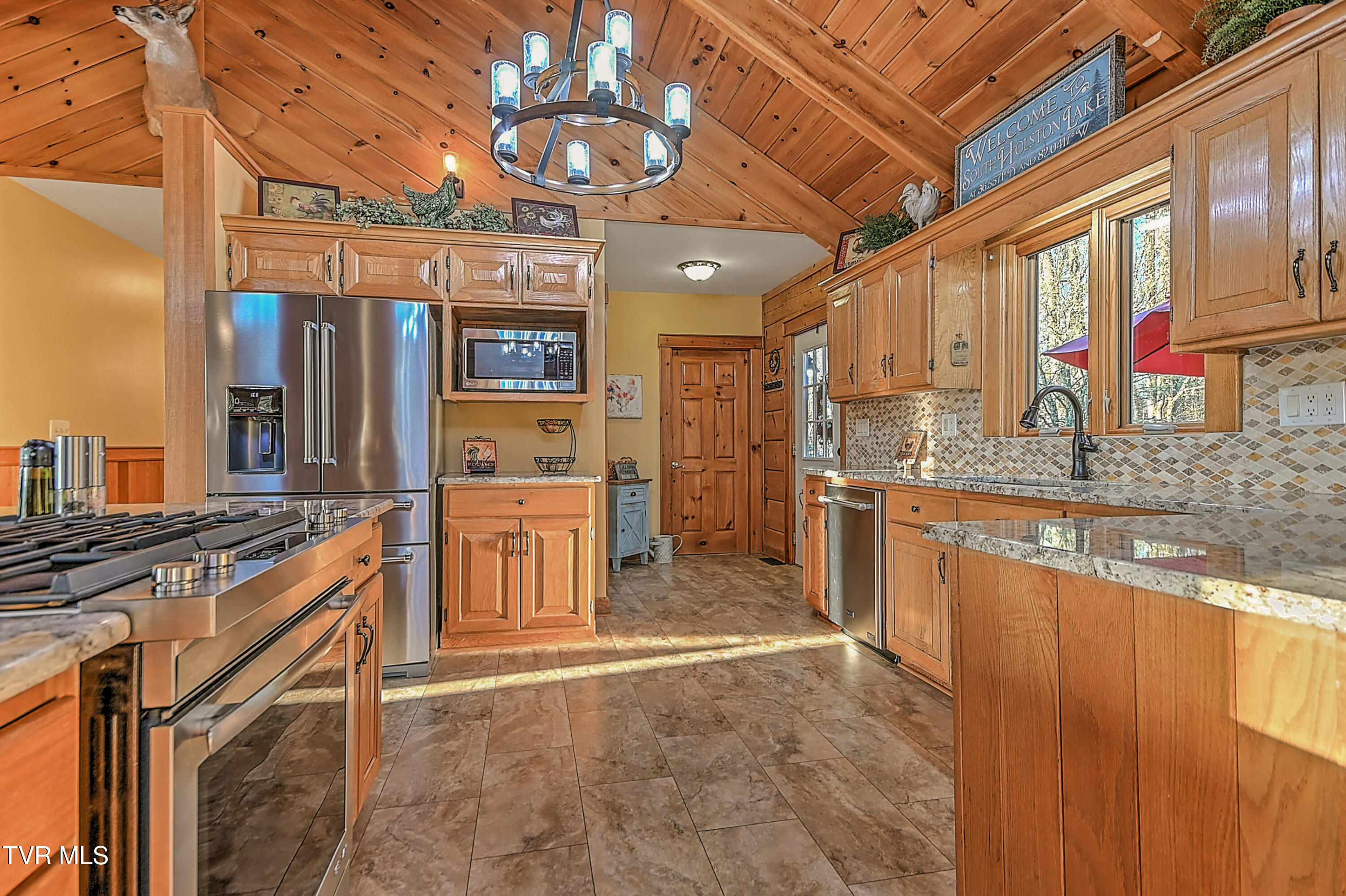 415 Beidleman Road Bristol, TN 37620 - Photo 24 of 101 photo_024