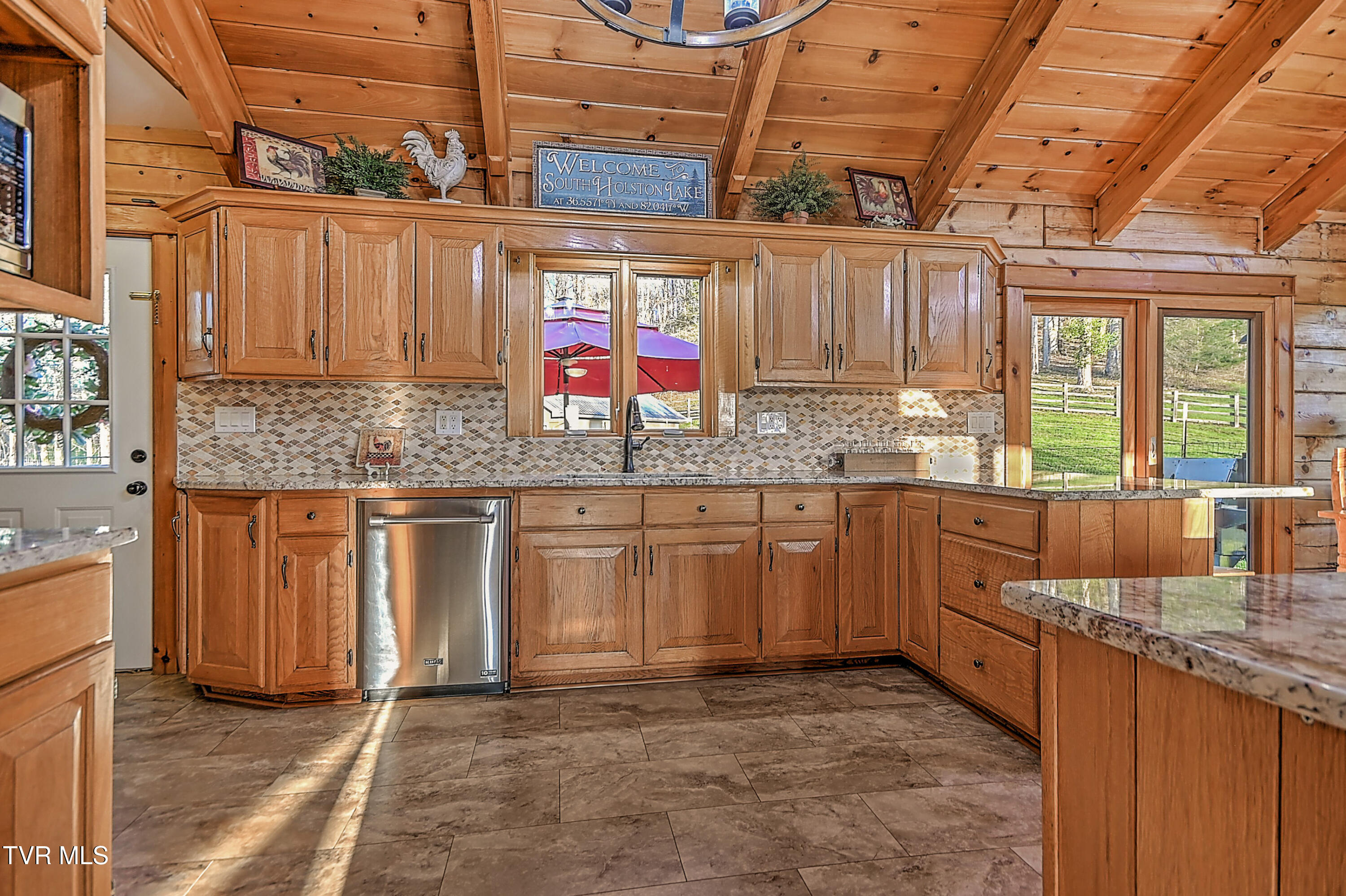 415 Beidleman Road Bristol, TN 37620 - Photo 28 of 101 photo_028