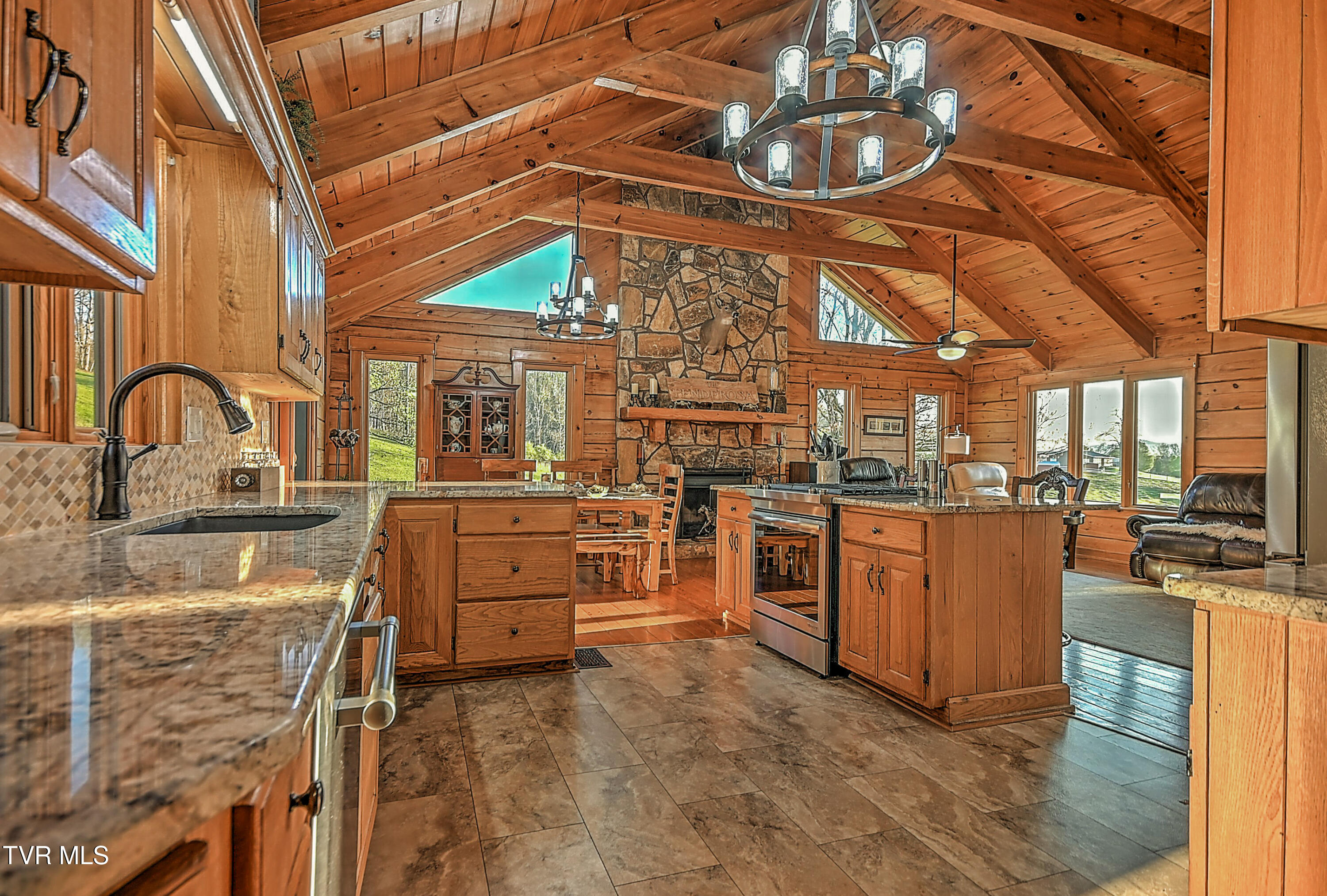 415 Beidleman Road Bristol, TN 37620 - Photo 29 of 101 photo_029