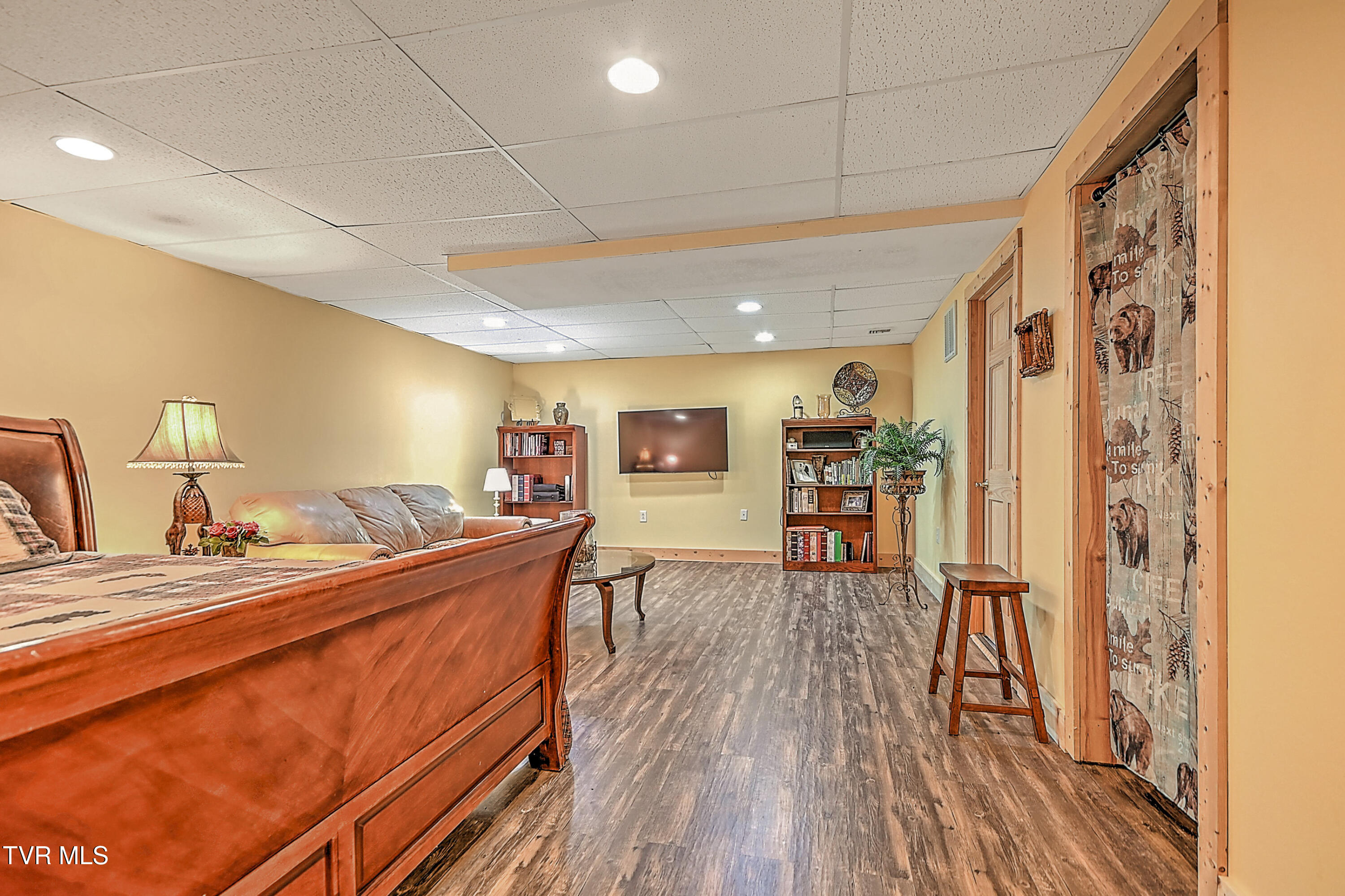 415 Beidleman Road Bristol, TN 37620 - Photo 47 of 101 photo_047