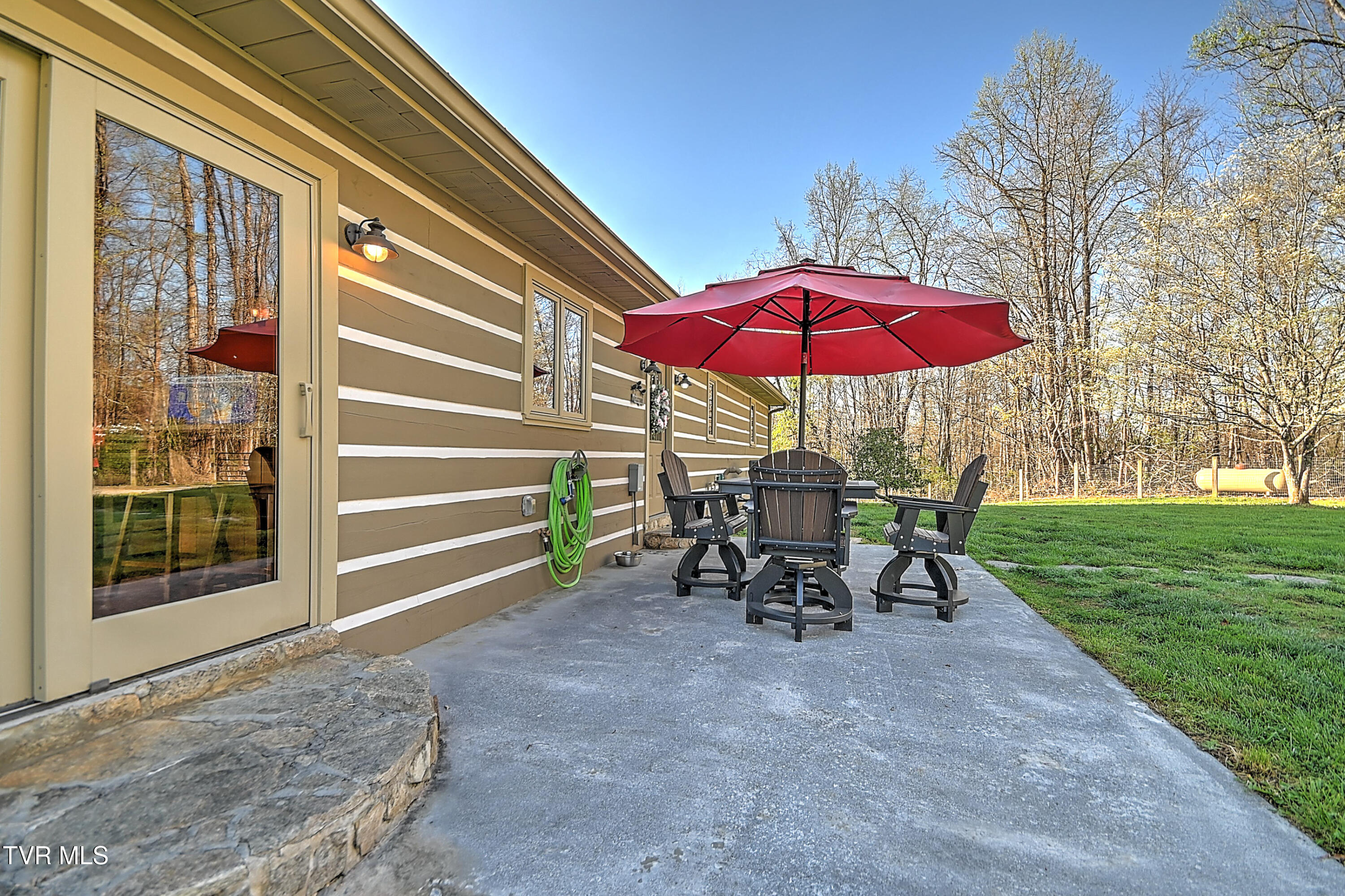 415 Beidleman Road Bristol, TN 37620 - Photo 51 of 101 photo_051