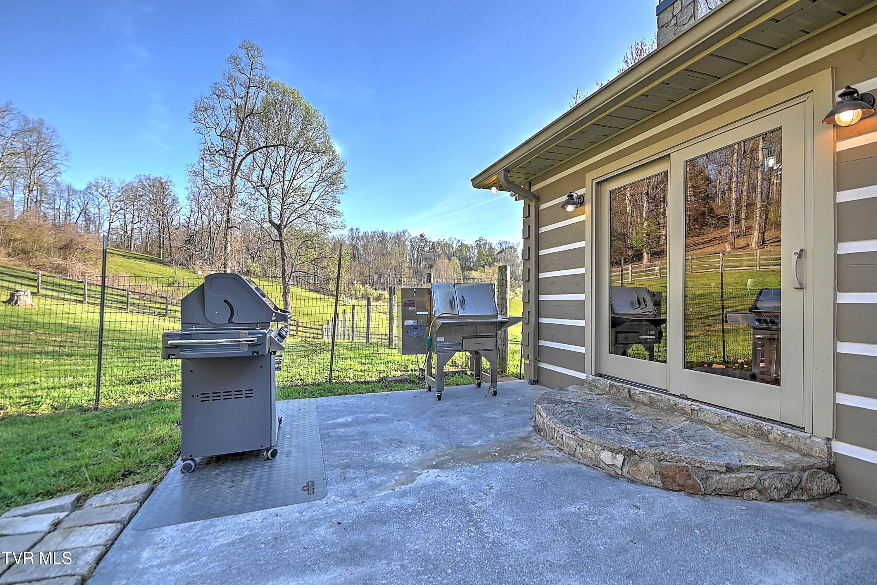 415 Beidleman Road Bristol, TN 37620 - Photo 52 of 101 photo_052