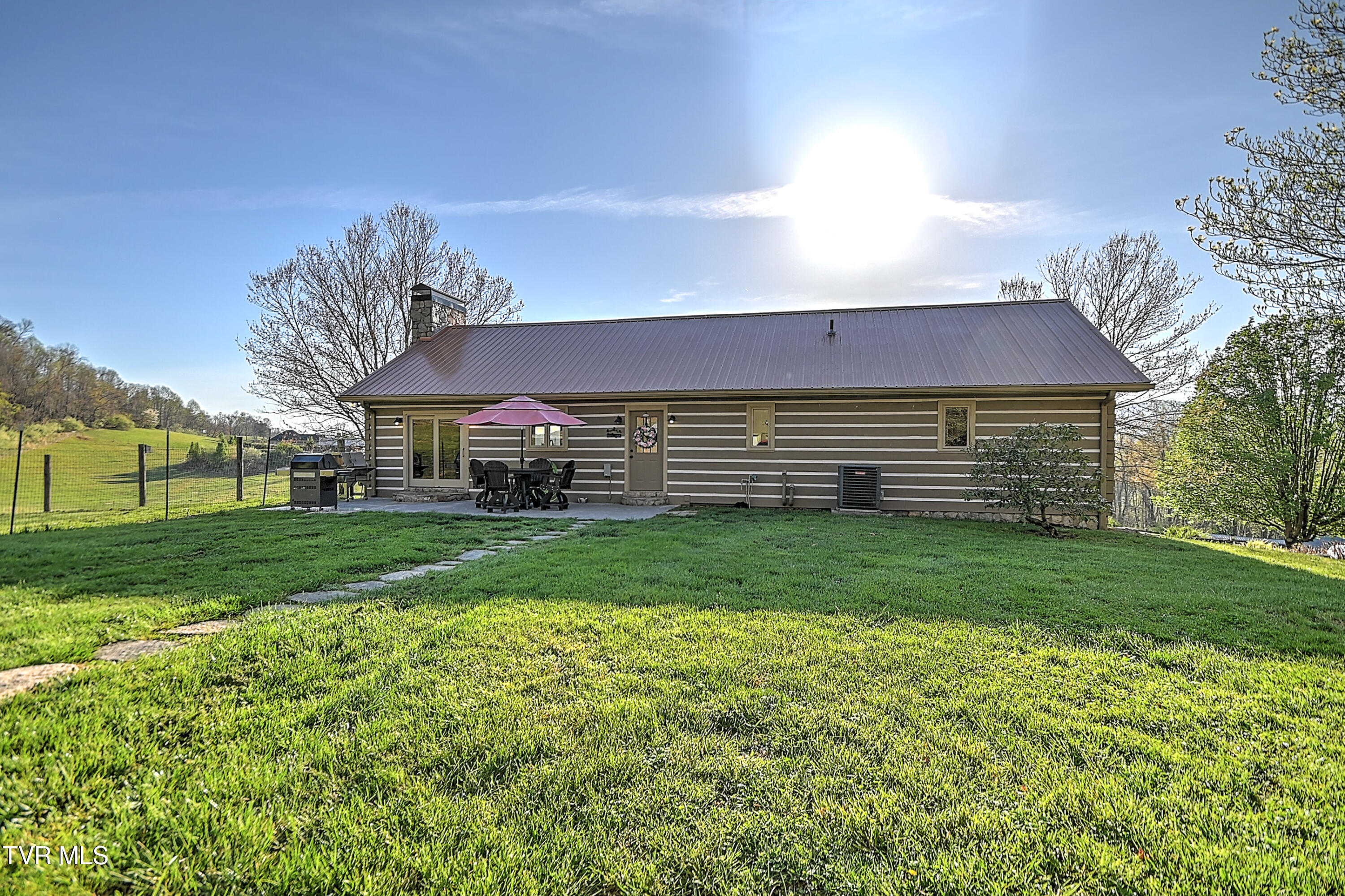 415 Beidleman Road Bristol, TN 37620 - Photo 53 of 101 photo_053