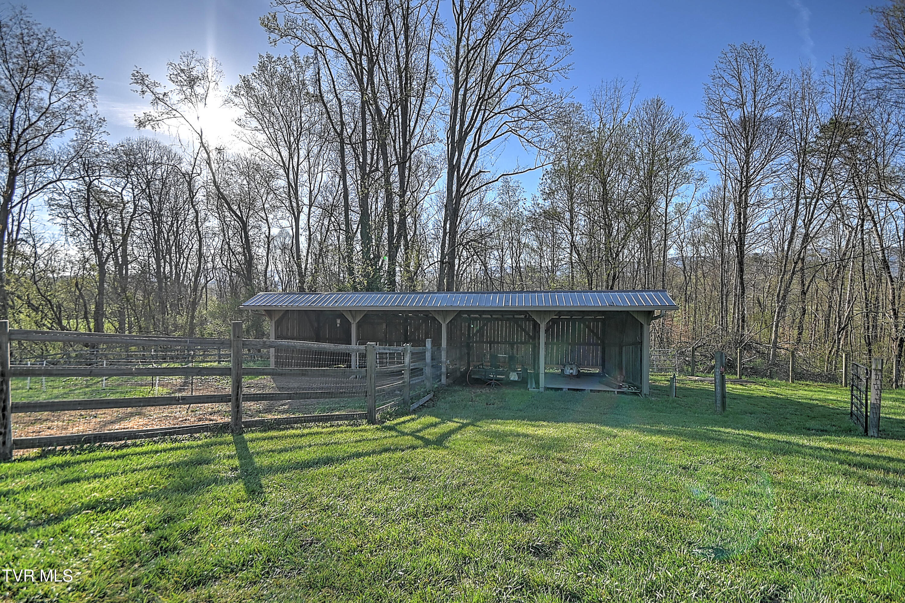 415 Beidleman Road Bristol, TN 37620 - Photo 63 of 101 photo_063