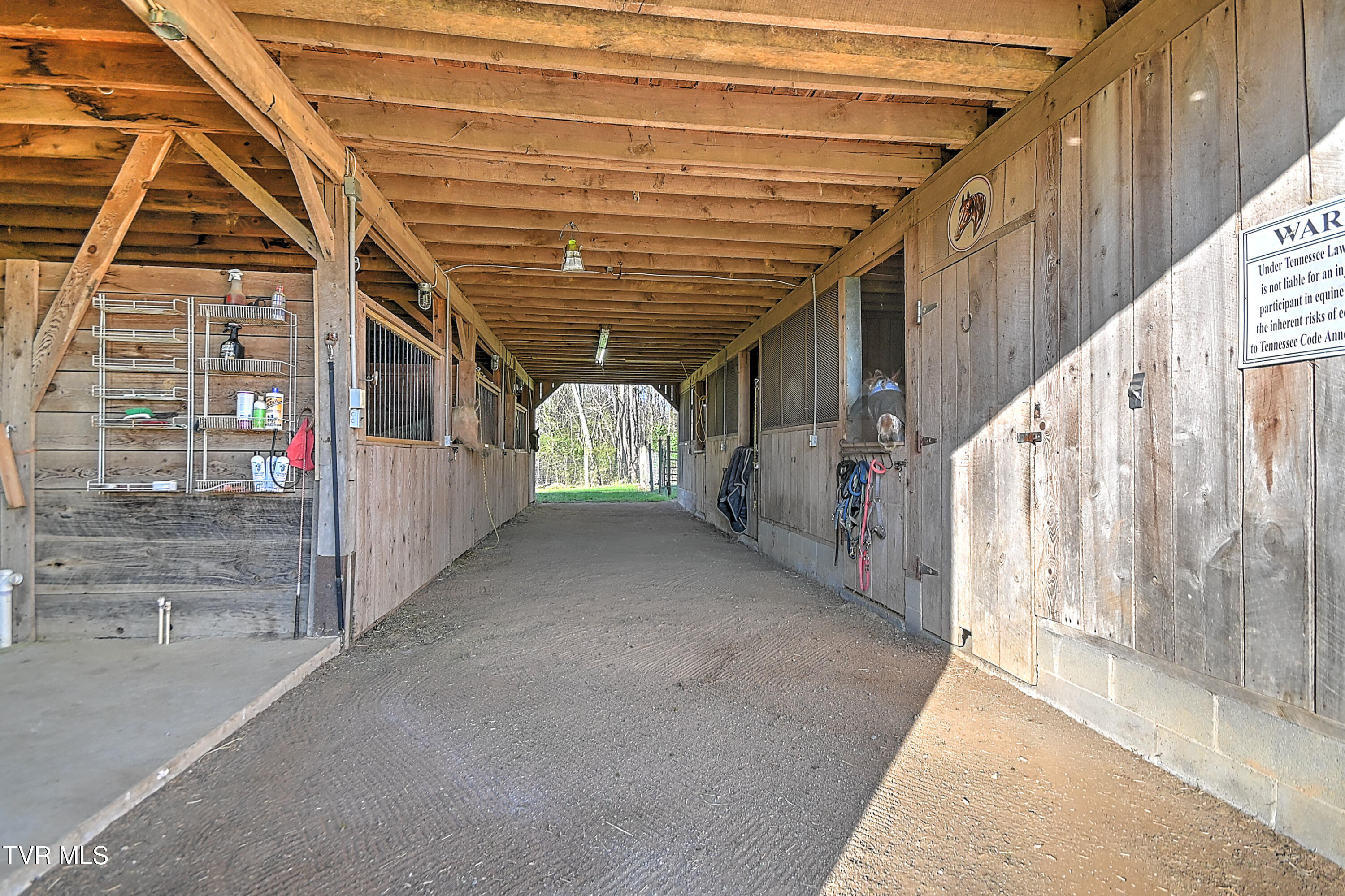 415 Beidleman Road Bristol, TN 37620 - Photo 66 of 101 photo_066