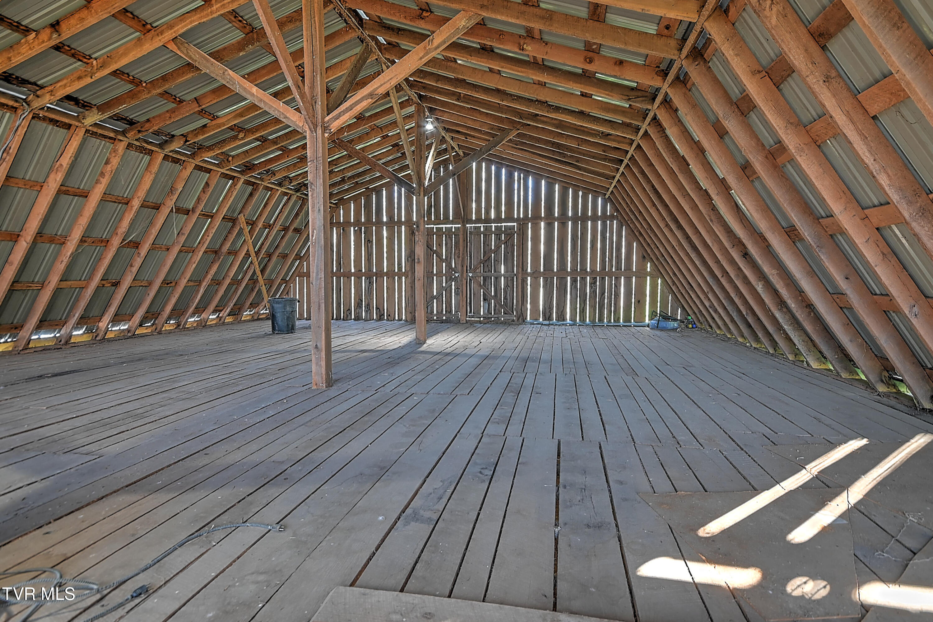 415 Beidleman Road Bristol, TN 37620 - Photo 69 of 101 photo_069