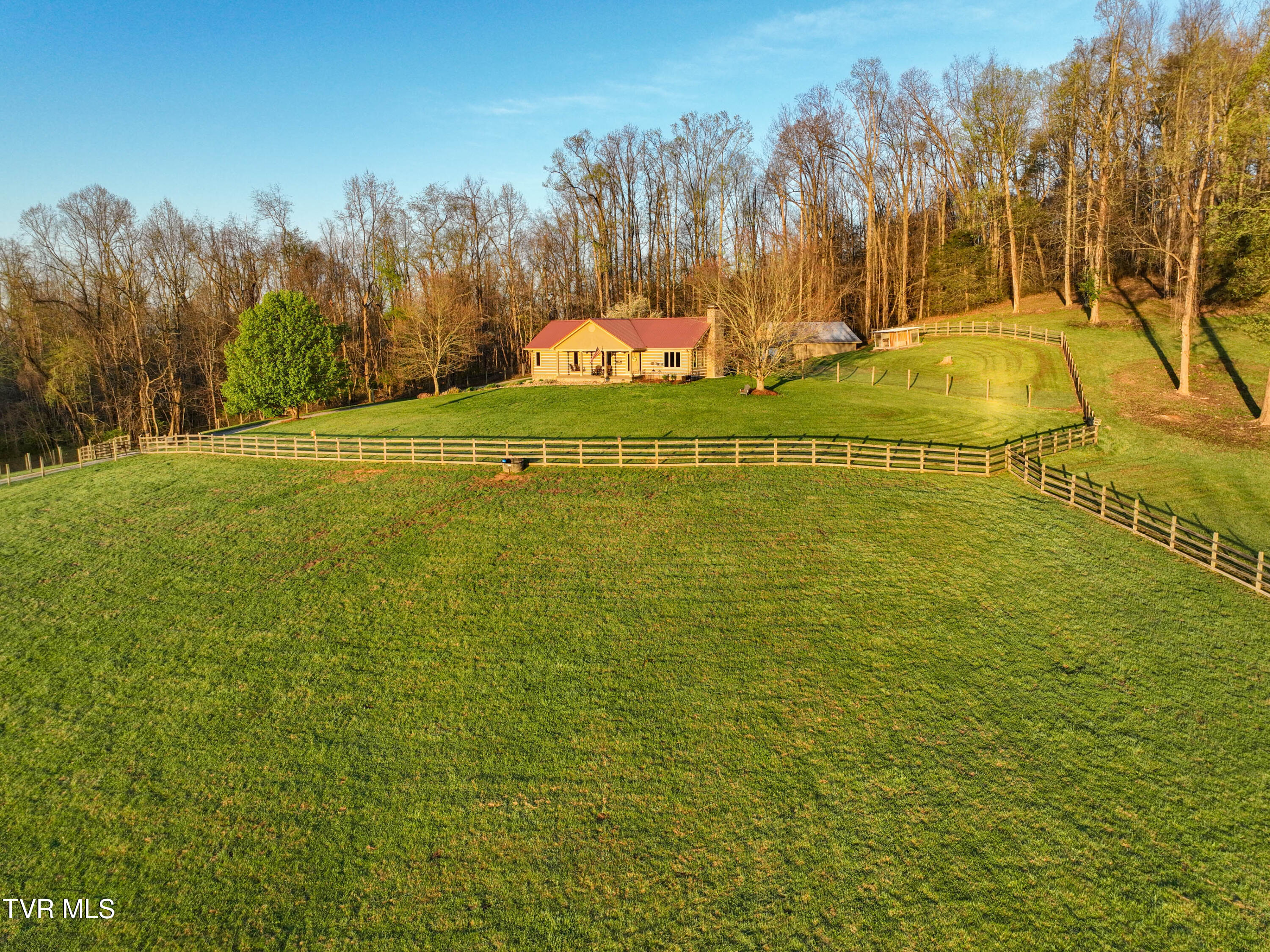 415 Beidleman Road Bristol, TN 37620 - Photo 7 of 101 photo_007