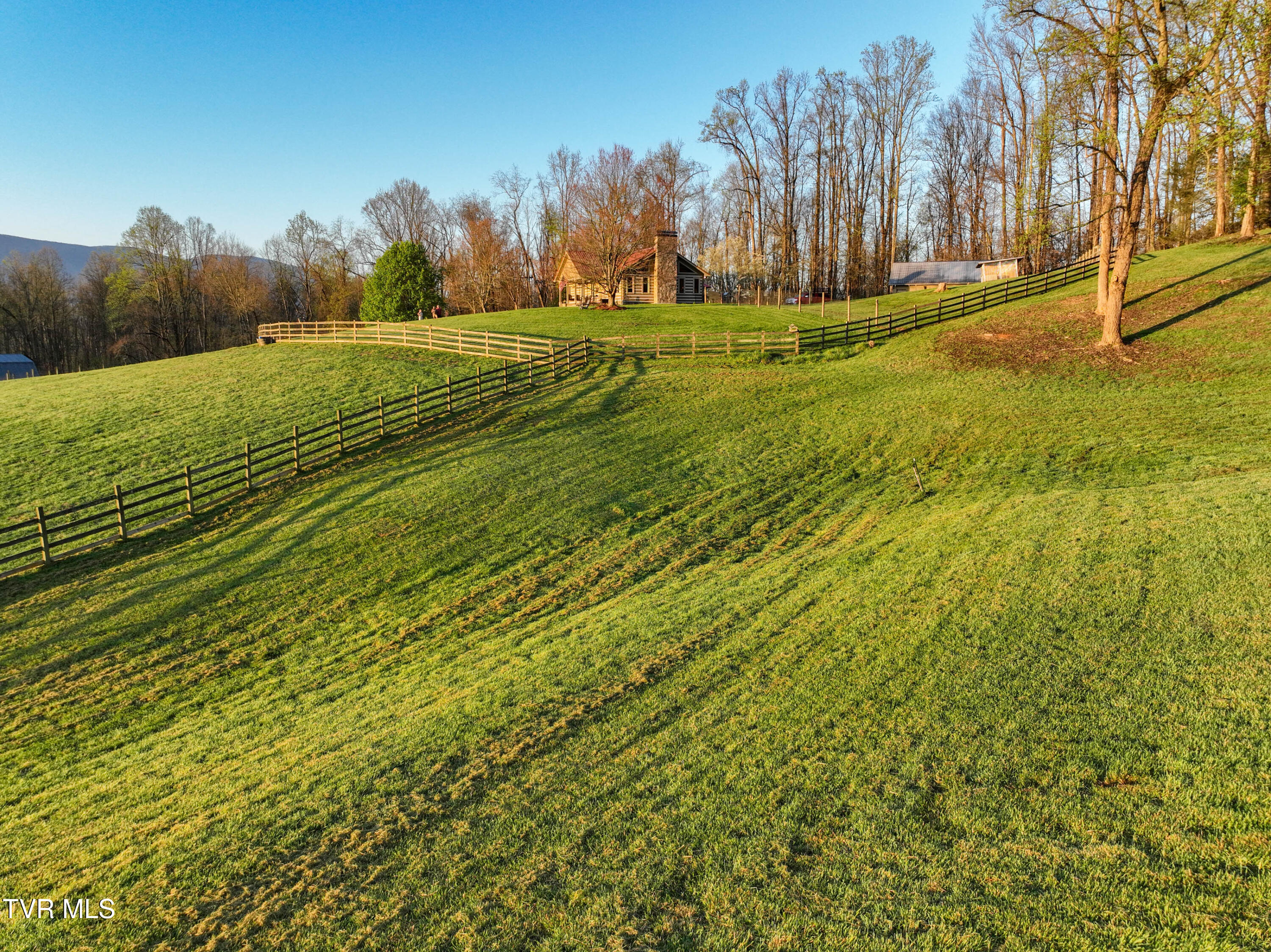 415 Beidleman Road Bristol, TN 37620 - Photo 81 of 101 photo_081