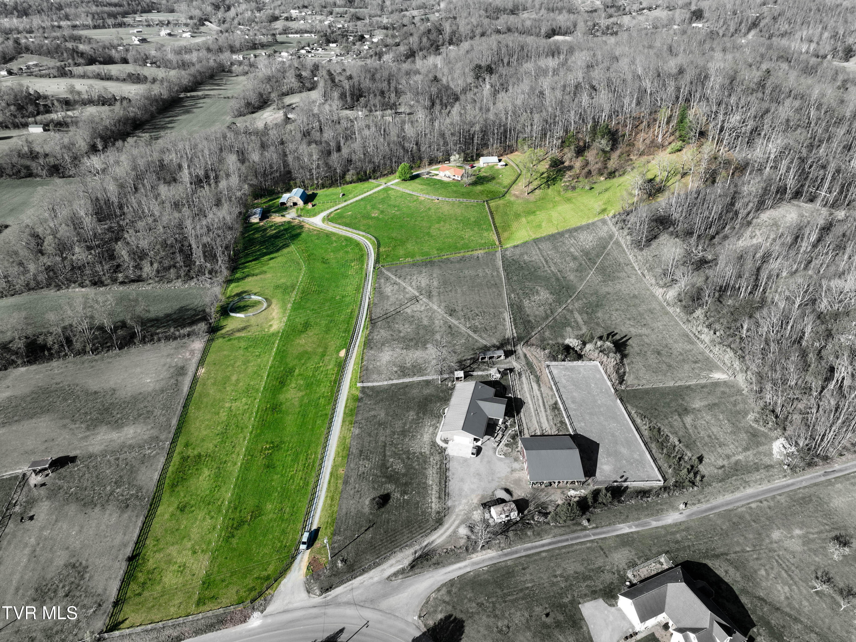 415 Beidleman Road Bristol, TN 37620 - Photo 9 of 101 photo_009