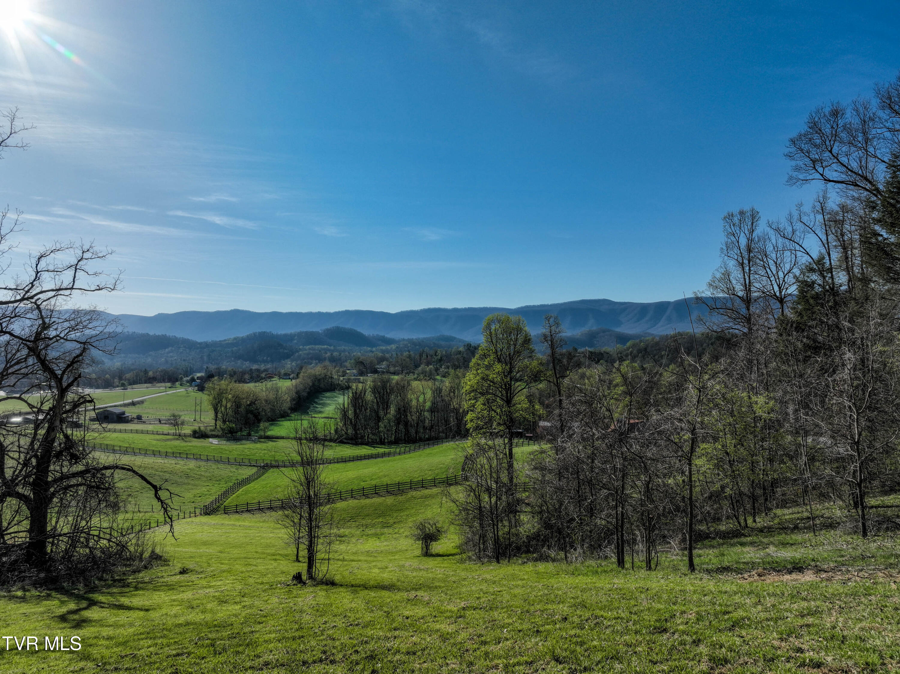 415 Beidleman Road Bristol, TN 37620 - Photo 93 of 101 photo_093
