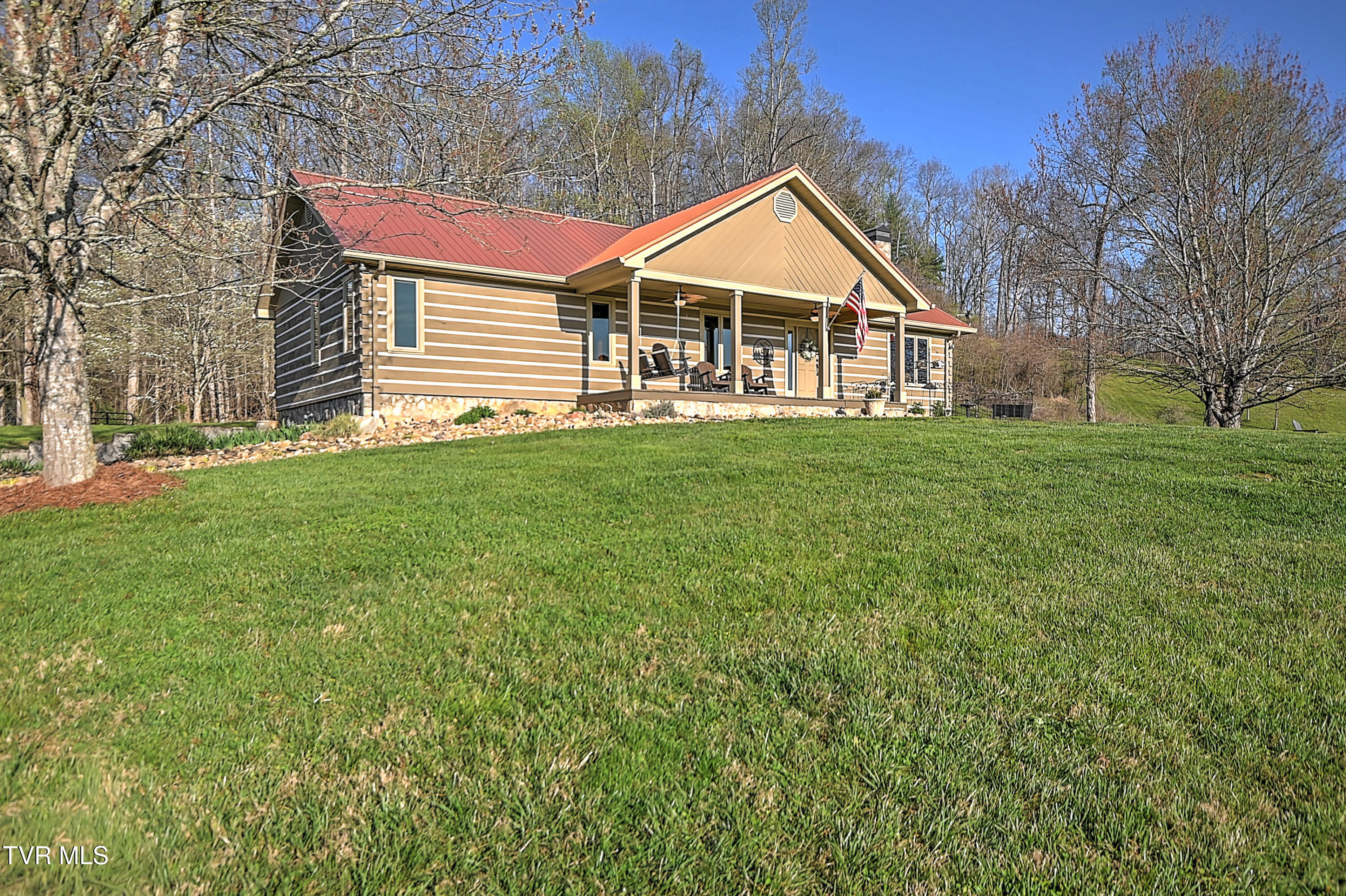 415 Beidleman Road Bristol, TN 37620 - Photo 10 of 101 photo_010