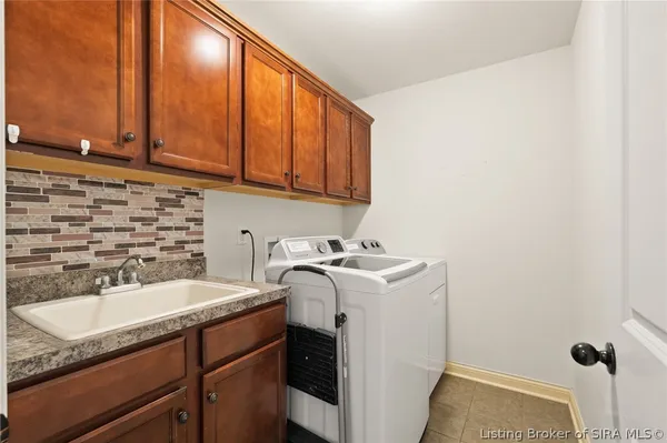 $394,900 | 2799 Crescent Hill Drive Northeast, Corydon, IN 47112