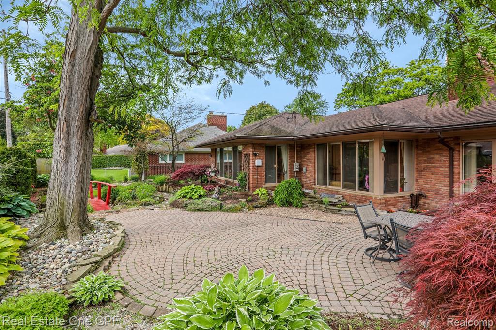 439 Barclay Road Grosse Pointe Farms, MI 48236 - Photo 39 of 47