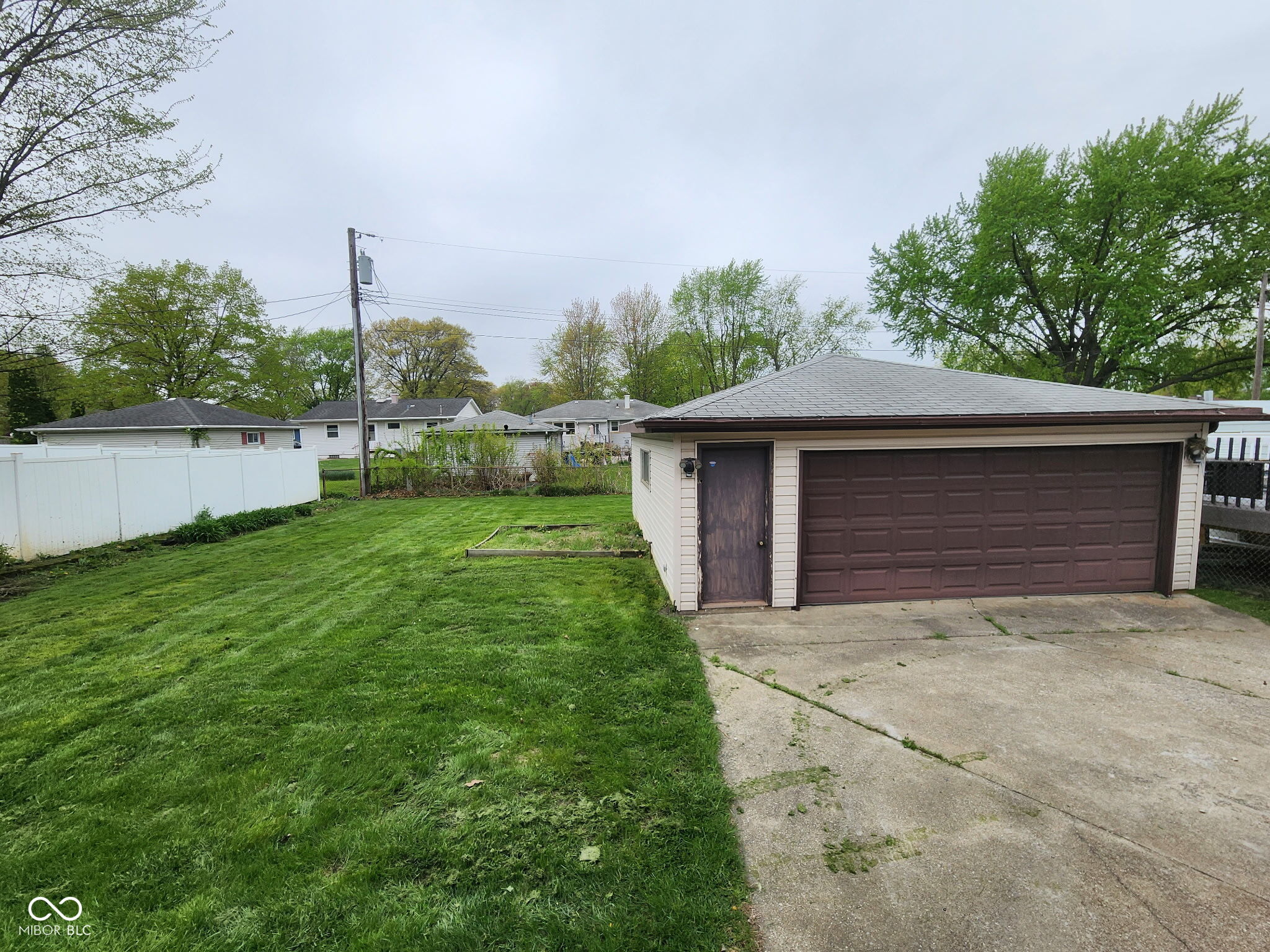 626 North Wheeler Street Griffith, IN 46319 - Photo 4 of 24 Gallery Image 4