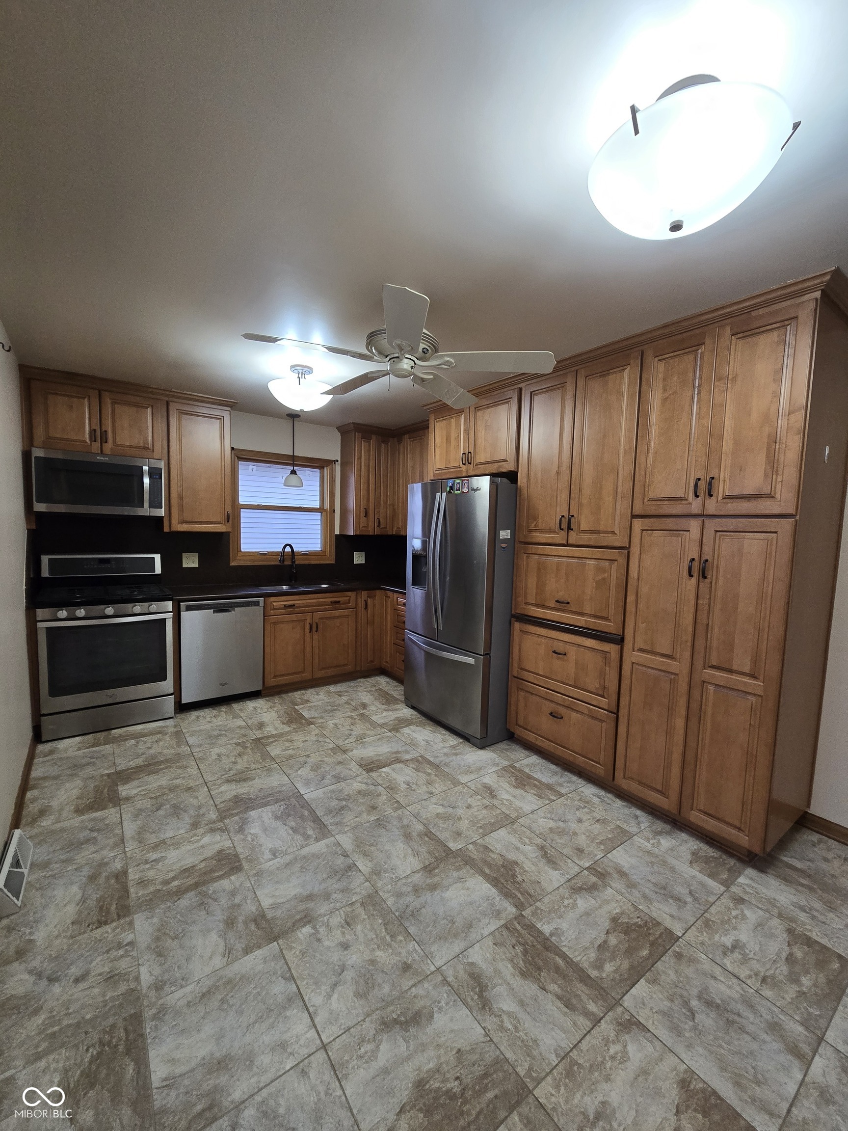 626 North Wheeler Street Griffith, IN 46319 - Photo 7 of 24 Gallery Image 7