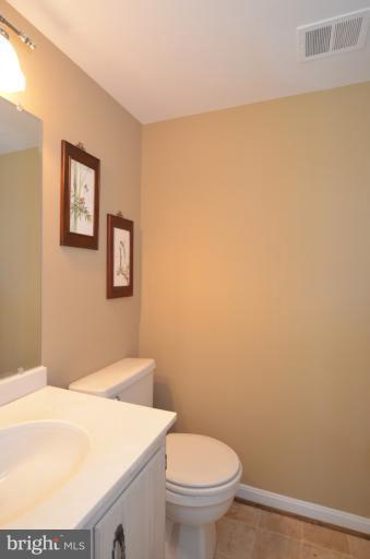11010 Brent Road Potomac, MD 20854 - Photo 20 of 24 Bath