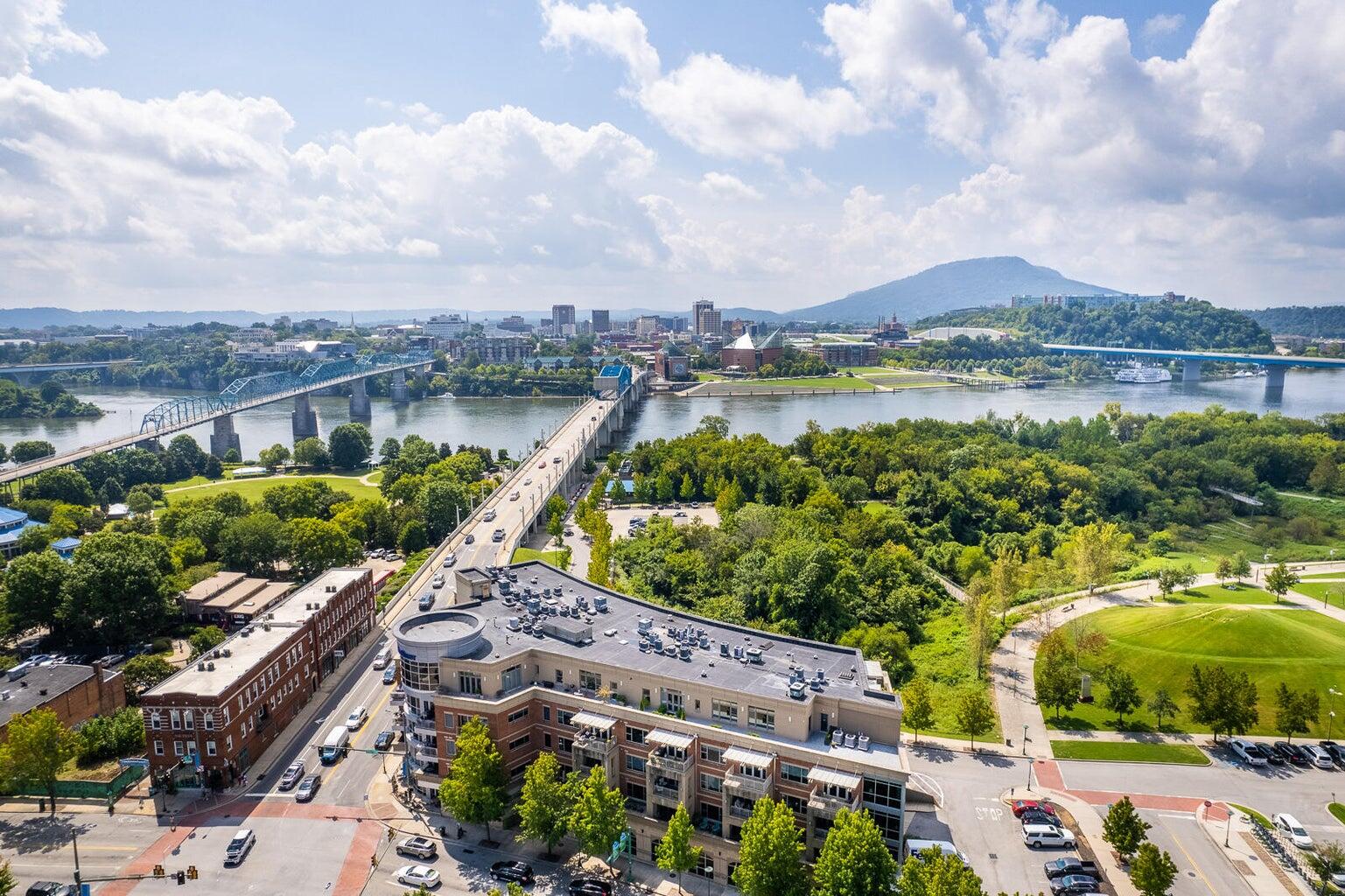 4 Cherokee Blvd., Unit 326 Chattanooga, TN 37405 - Photo 4 of 69 Bridgeview 35