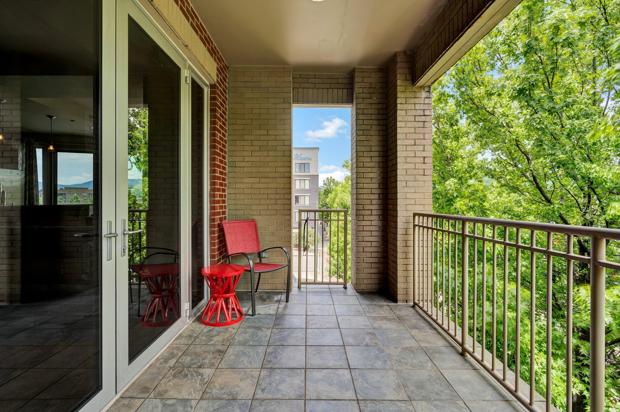 4 Cherokee Blvd., Unit 326 Chattanooga, TN 37405 - Photo 54 of 69 Bridgeview 047