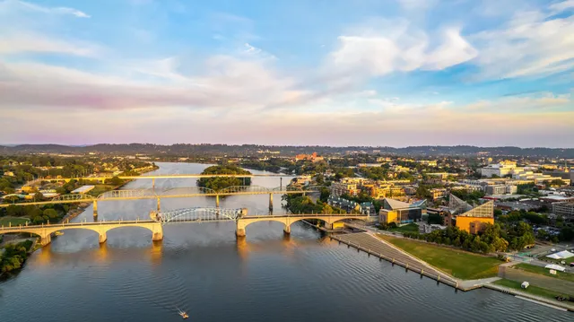 $720,000 | 4 Cherokee Blvd., Unit 326, Chattanooga, TN 37405