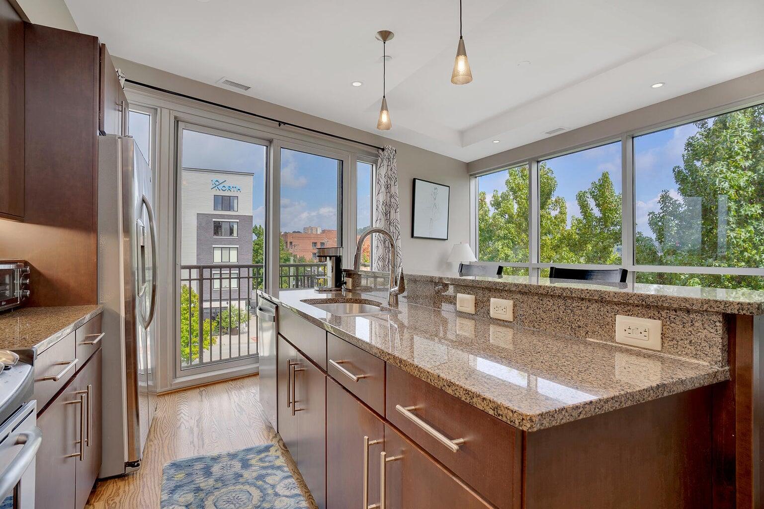 4 Cherokee Blvd., Unit 326 Chattanooga, TN 37405 - Photo 6 of 69 Bridgeview 16