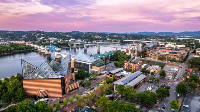 $720,000 | 4 Cherokee Blvd., Unit 326, Chattanooga, TN 37405