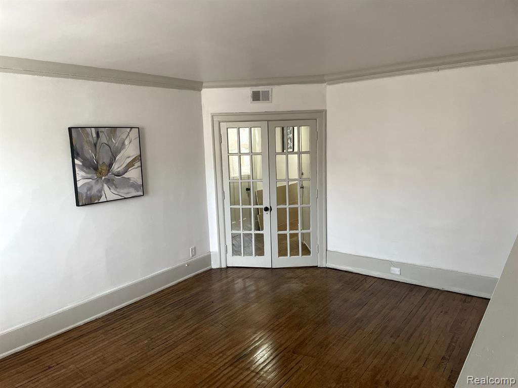 2 Chandler Street Detroit, MI 48202 - Photo 7 of 10