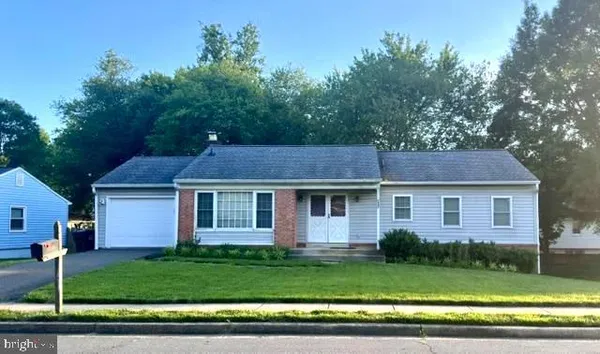 $550,000 | 7907 Colorado Springs Drive, Springfield, VA 22153