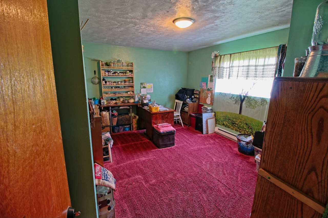 2008 West Mason Road Deer Park, WA 99006 - Photo 7 of 14 Gallery Image 7