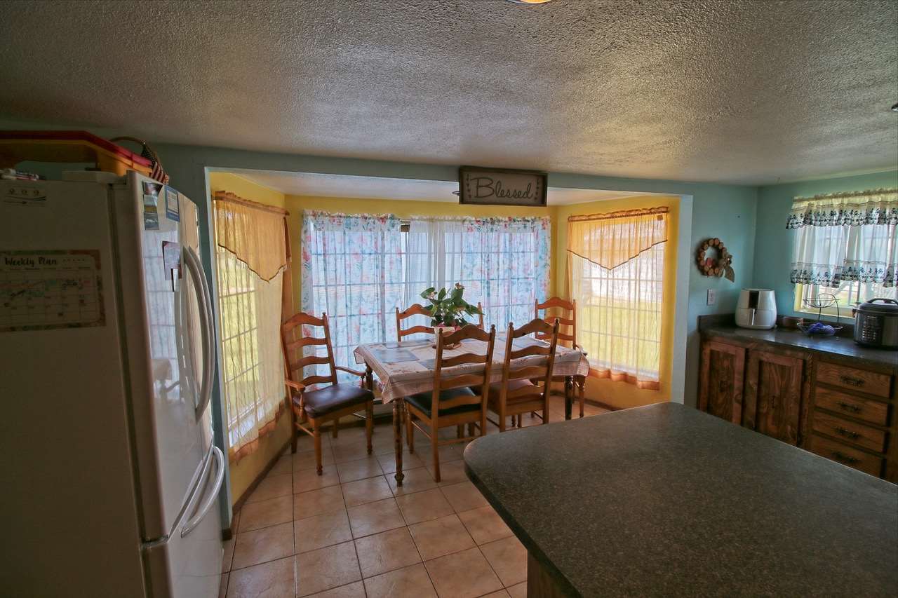 2008 West Mason Road Deer Park, WA 99006 - Photo 8 of 14 Gallery Image 8