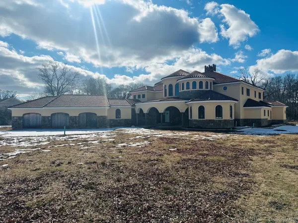 $2,999,000 | 1416 Walnut Avenue, Bohemia, NY 11716
