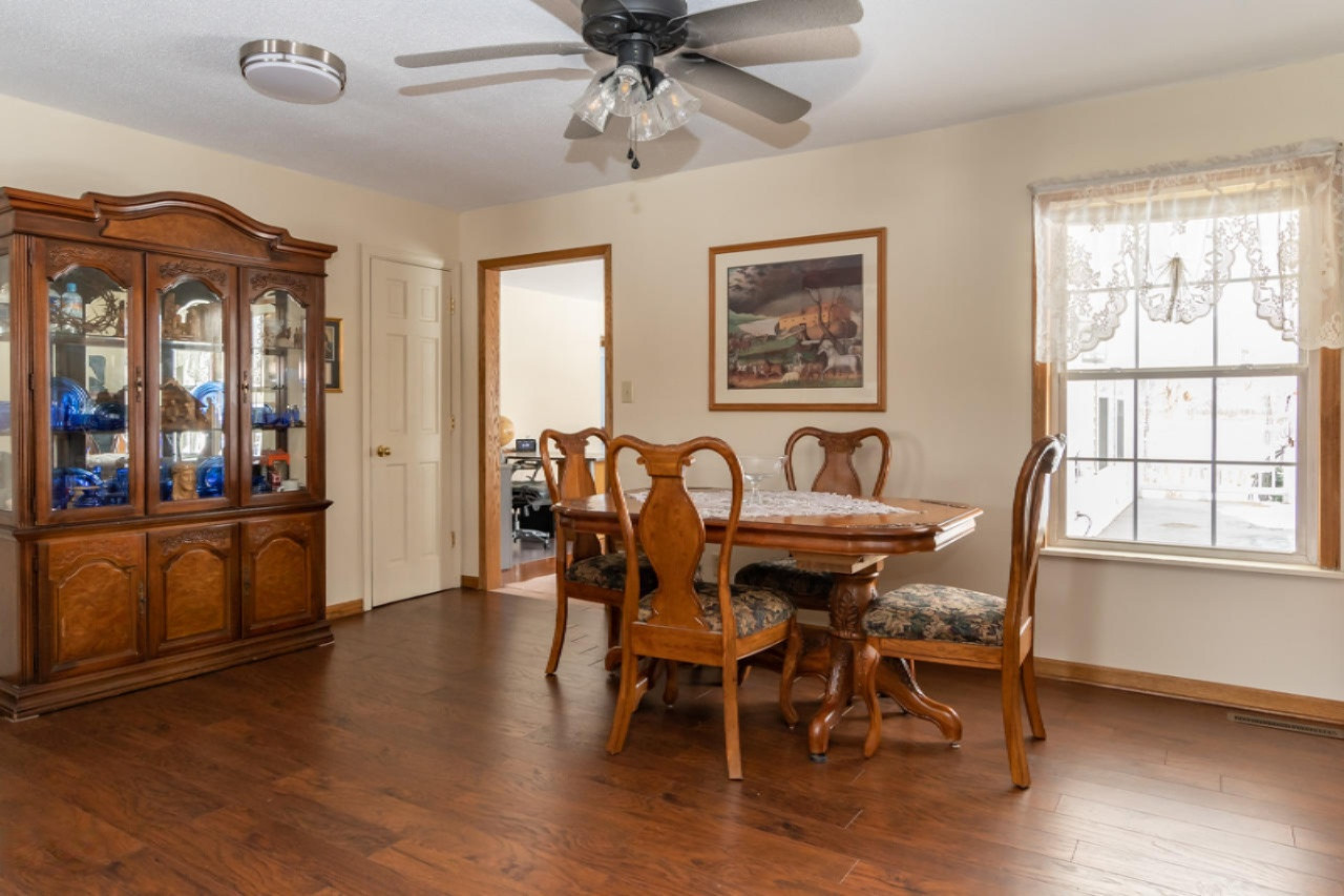 431 South East Street Decatur, MI 49045 - Photo 11 of 43 431 S East-7