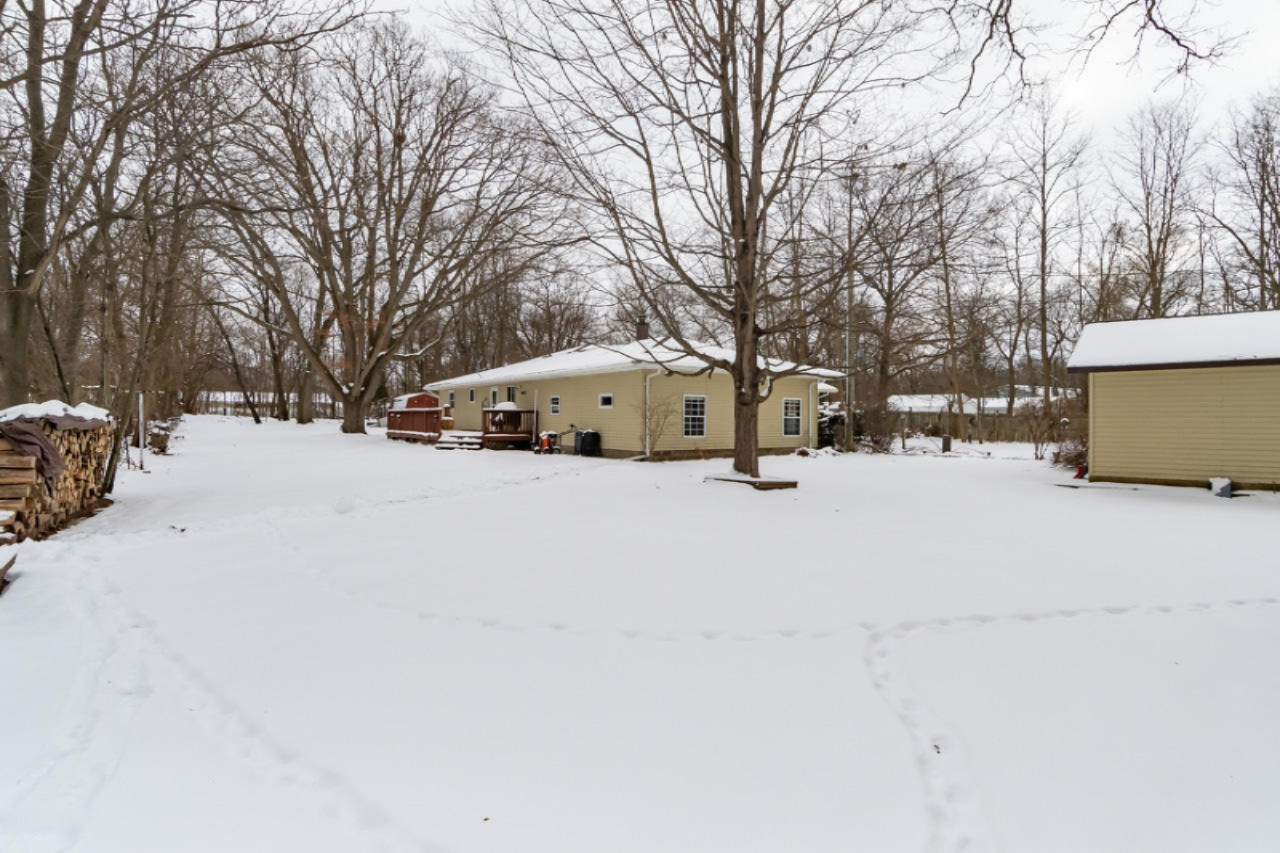 431 South East Street Decatur, MI 49045 - Photo 31 of 43 431 S East-29